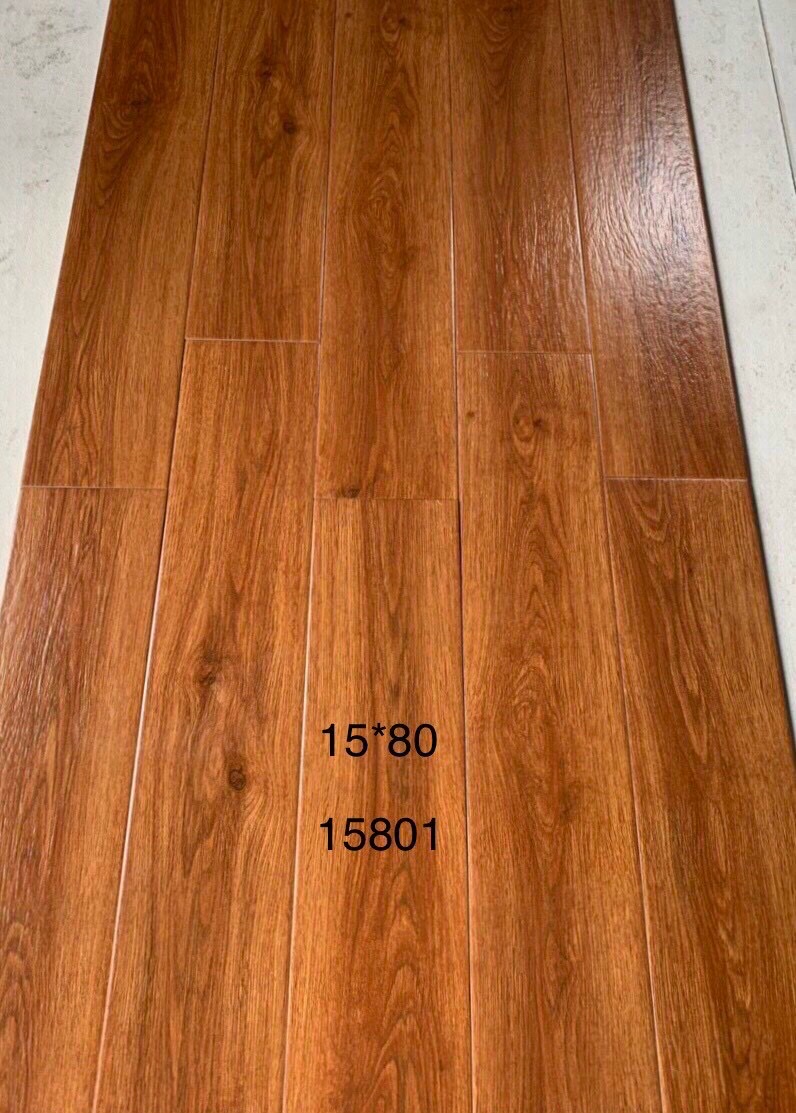Gạch lát nền vân gỗ trung Quốc HN-15801 giá rẻ