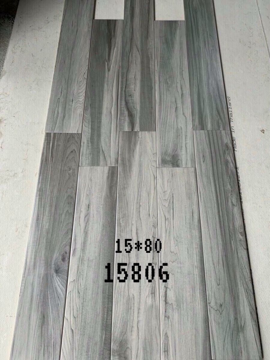 Gạch lát nền vân gỗ trung Quốc HN-15806 giá rẻ