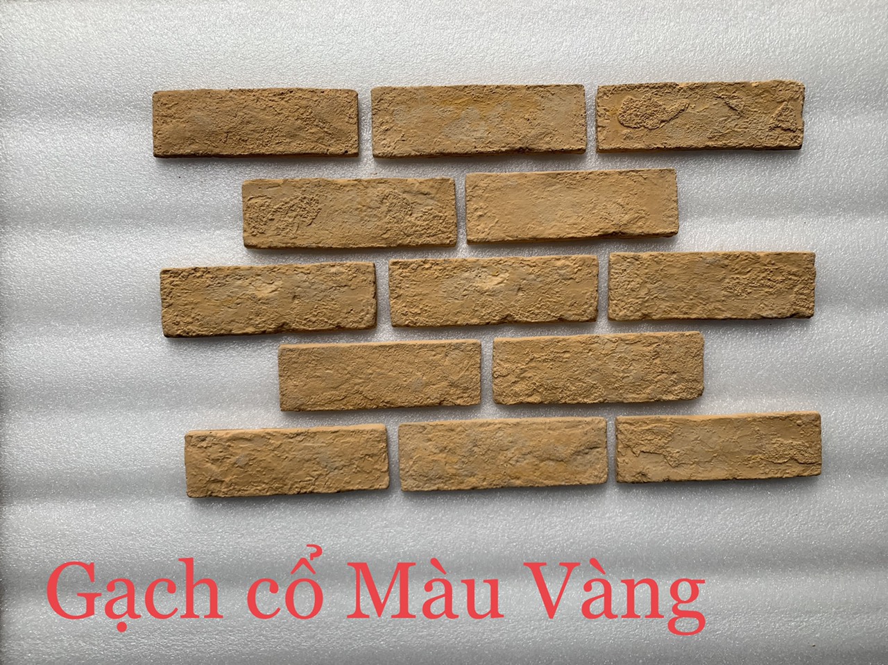 Gạch thẻ giả cổ màu vàng Vĩnh Cửu giá tốt